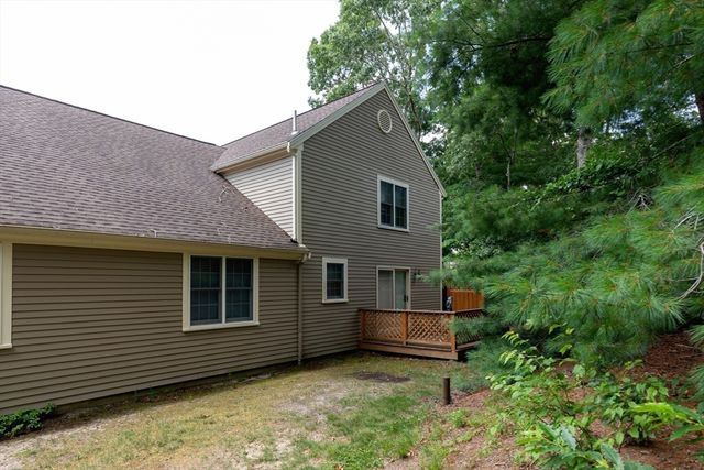 20 Bishops Park 20, Mashpee, MA 02649