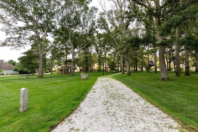 20 Bishops Park 20, Mashpee, MA 02649
