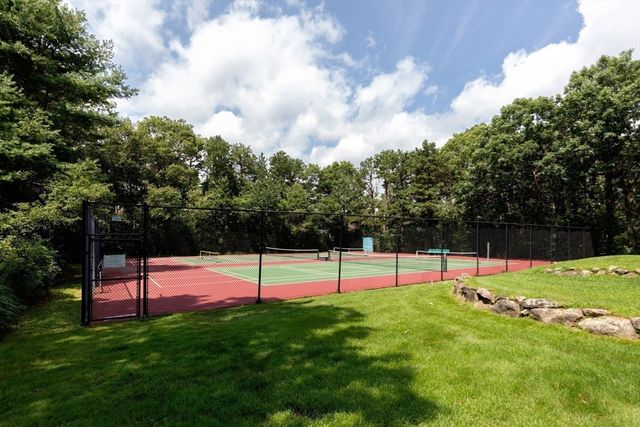 20 Bishops Park 20, Mashpee, MA 02649