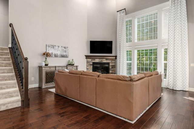 1007 Heritage Street, Blacklick, OH 43004