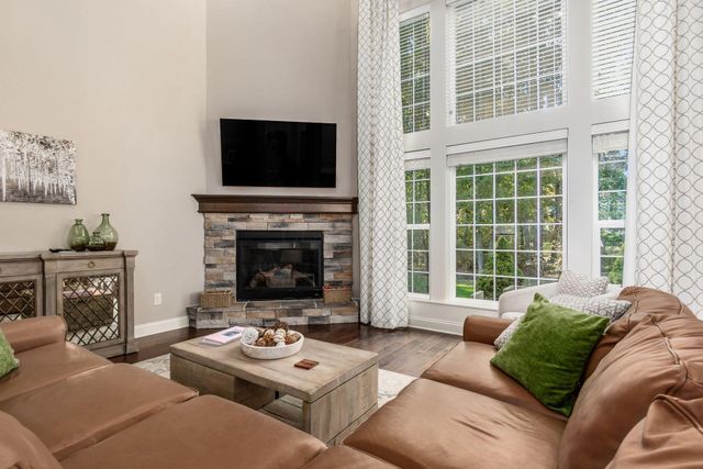 1007 Heritage Street, Blacklick, OH 43004