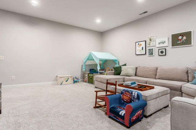 1007 Heritage Street, Blacklick, OH 43004