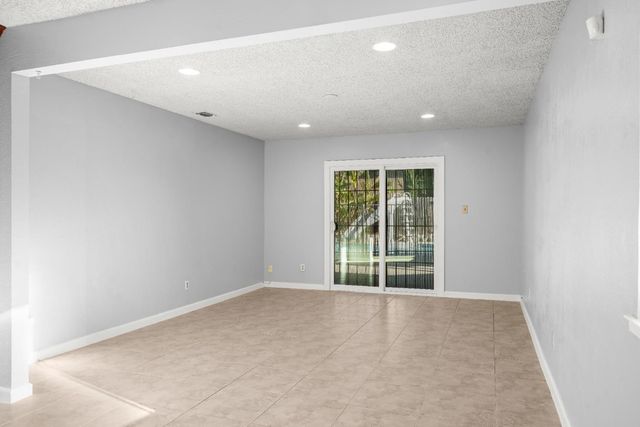 5631 Wardell Way, Sacramento, CA 95823