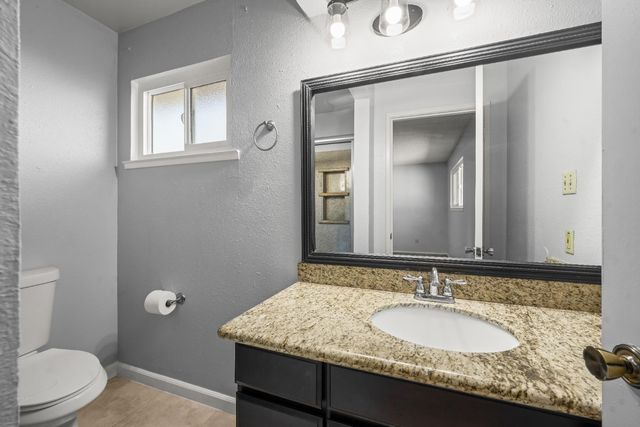 5631 Wardell Way, Sacramento, CA 95823