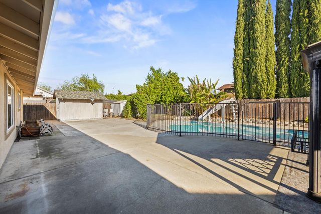 5631 Wardell Way, Sacramento, CA 95823