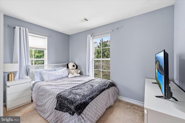 20414 COOL FERN SQ, Ashburn, VA 20147