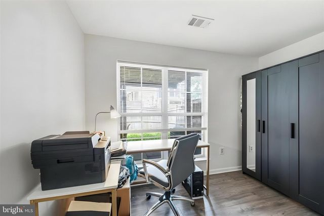20414 COOL FERN SQ, Ashburn, VA 20147