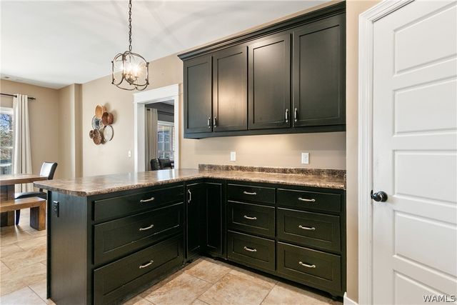 13789 Brandon James, Northport, AL 35475