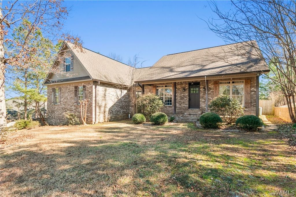 13789 Brandon James, Northport, AL 35475