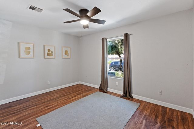 2129 W Rose Garden Lane, Phoenix, AZ 85027