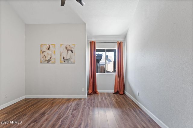 2129 W Rose Garden Lane, Phoenix, AZ 85027