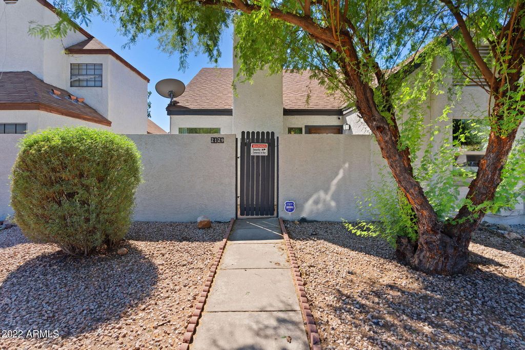 2129 W Rose Garden Lane, Phoenix, AZ 85027