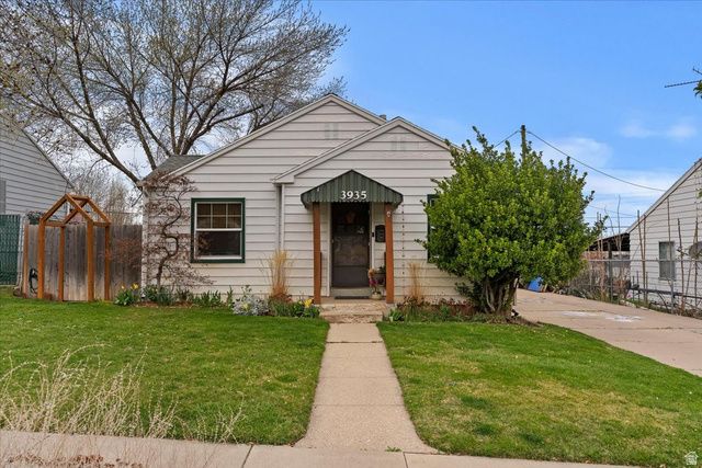 3935 NORDIN AVE, South Ogden, UT 84403