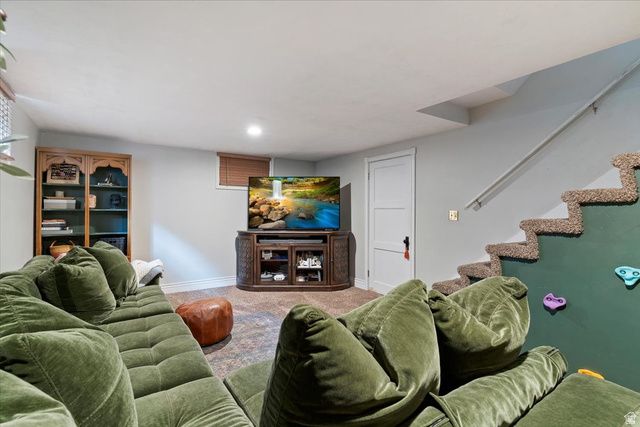 3935 NORDIN AVE, South Ogden, UT 84403