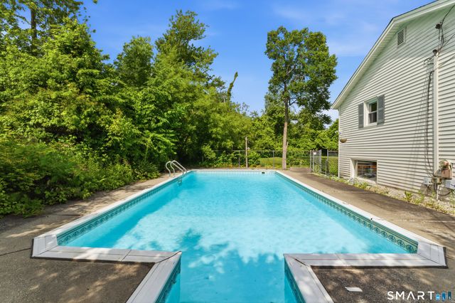 47 Tower Road, Brookfield, CT 06804