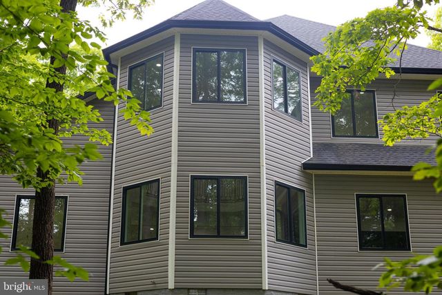 6103 BELMONT RD, Mineral, VA 23117