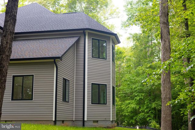 6103 BELMONT RD, Mineral, VA 23117