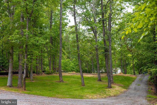 6103 BELMONT RD, Mineral, VA 23117