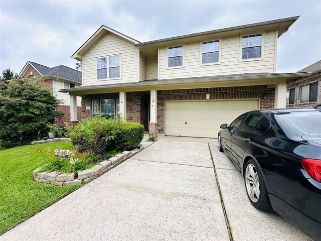 2316 Highland Crossing Drive, Conroe, TX 77304