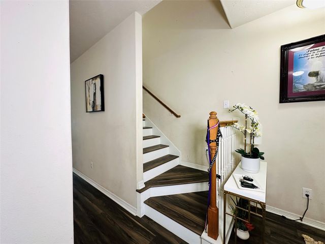 2316 Highland Crossing Drive, Conroe, TX 77304