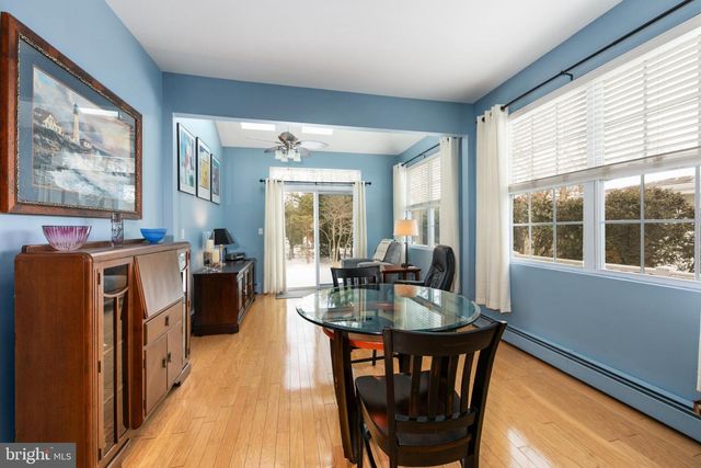 10 SEAGULL DR, Little Egg Harbor Twp, NJ 08087