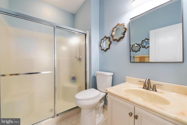 10 SEAGULL DR, Little Egg Harbor Twp, NJ 08087