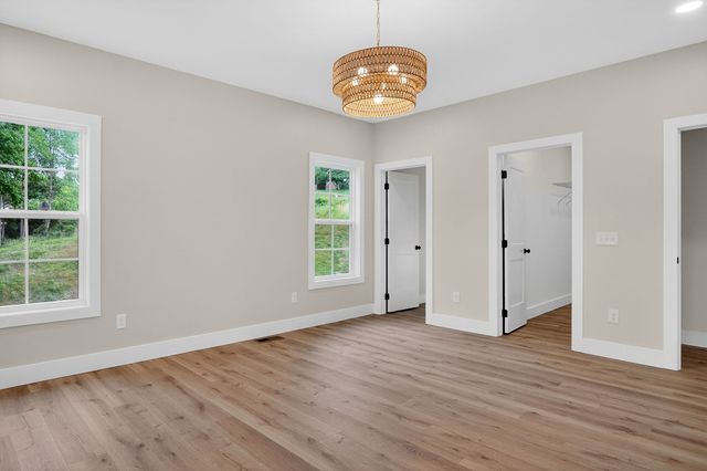 253 River Front Dr, Sparta, TN 38583