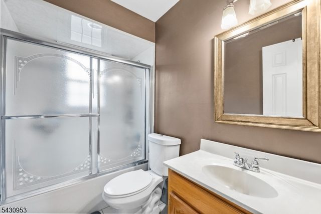6 Hillsdale Ter, Vernon Twp., NJ 07461