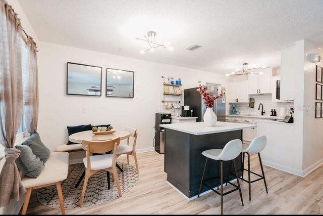 3229 W FIELDER STREET, Tampa, FL 33611