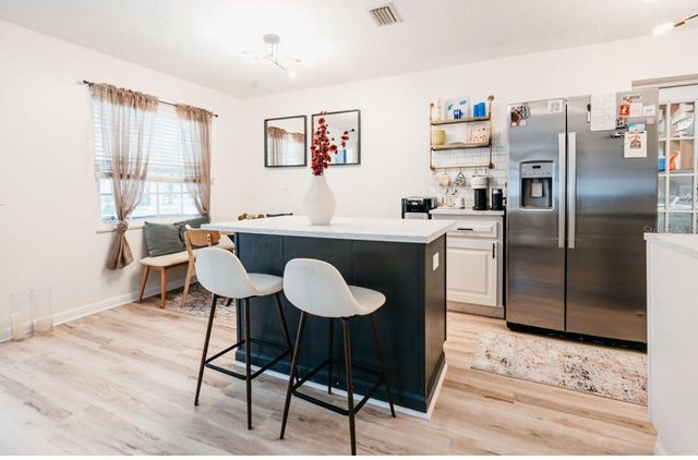 3229 W FIELDER STREET, Tampa, FL 33611