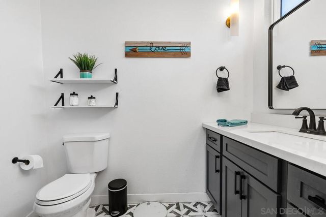 1811 IRIS WAY, Escondido, CA 92027