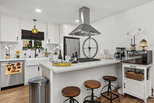 1811 IRIS WAY, Escondido, CA 92027