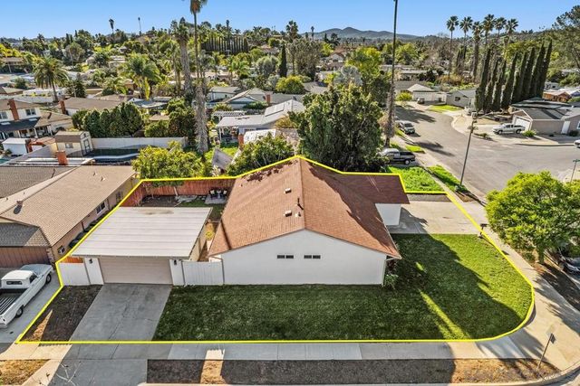 1811 IRIS WAY, Escondido, CA 92027