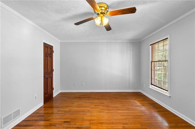 894 Upper Woolsey Road, Hampton, GA 30228