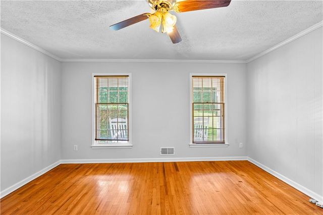 894 Upper Woolsey Road, Hampton, GA 30228