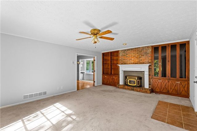 894 Upper Woolsey Road, Hampton, GA 30228