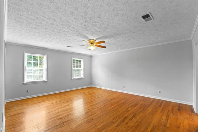 894 Upper Woolsey Road, Hampton, GA 30228