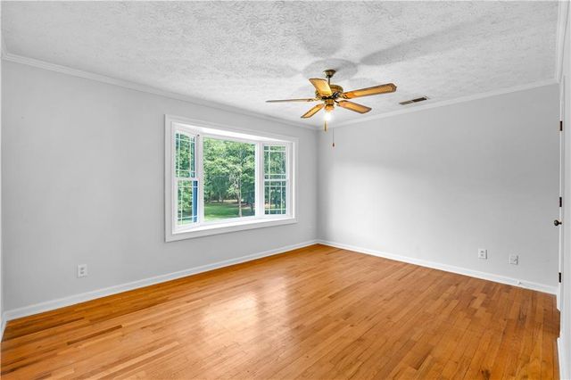 894 Upper Woolsey Road, Hampton, GA 30228