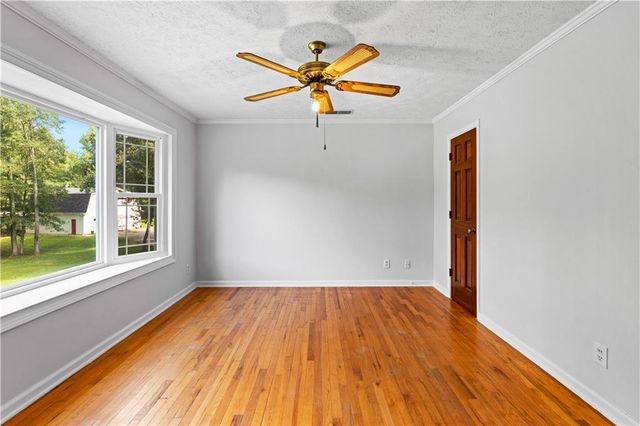 894 Upper Woolsey Road, Hampton, GA 30228