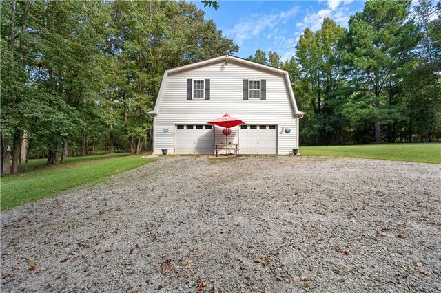 894 Upper Woolsey Road, Hampton, GA 30228