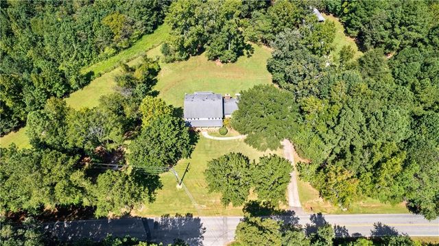 894 Upper Woolsey Road, Hampton, GA 30228