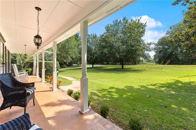 894 Upper Woolsey Road, Hampton, GA 30228