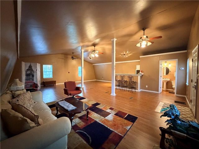 894 Upper Woolsey Road, Hampton, GA 30228