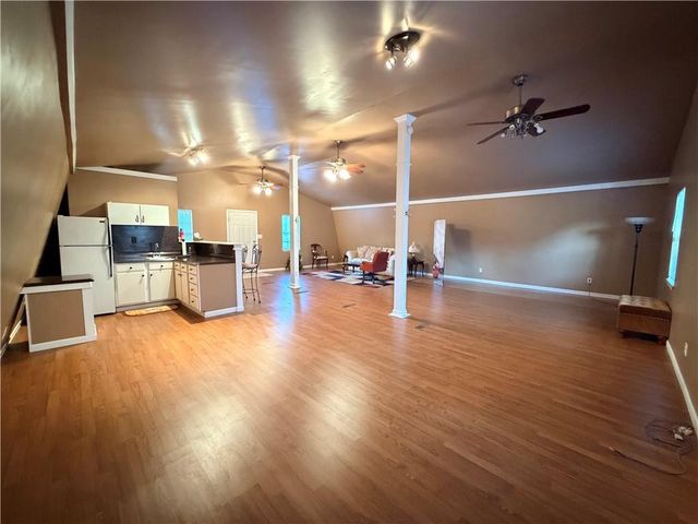 894 Upper Woolsey Road, Hampton, GA 30228