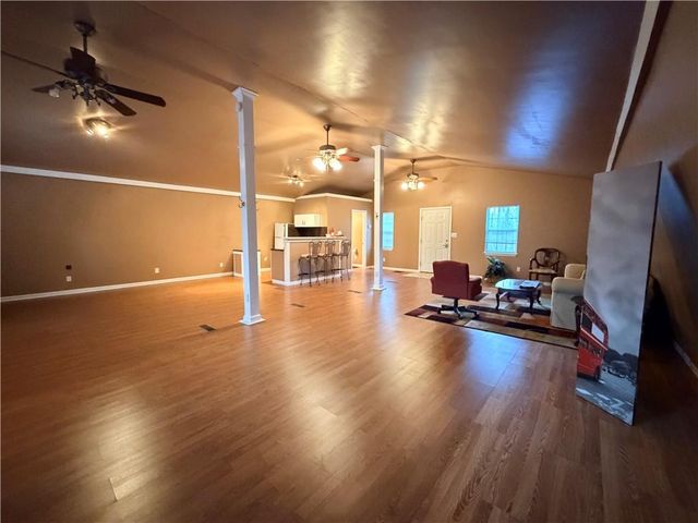 894 Upper Woolsey Road, Hampton, GA 30228