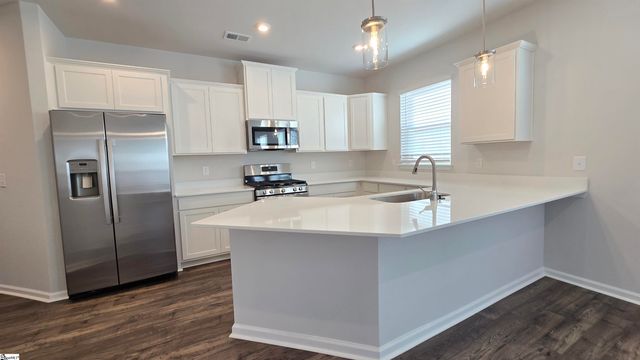 1632 Savannah Mills Drive, Spartanburg, SC 29303