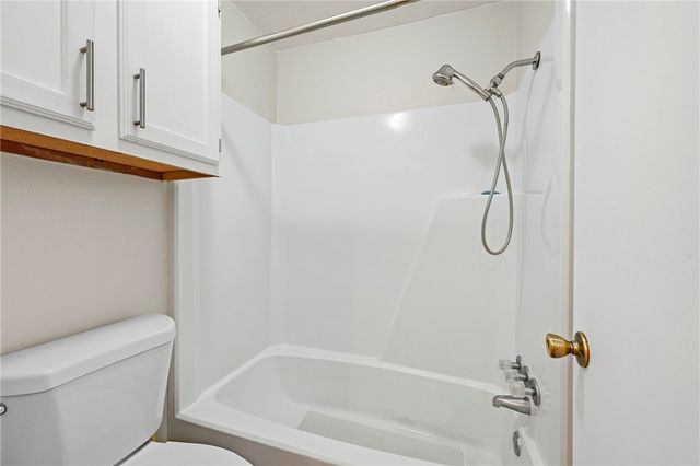 1904 Dartmouth R-3, College Station, TX 77840