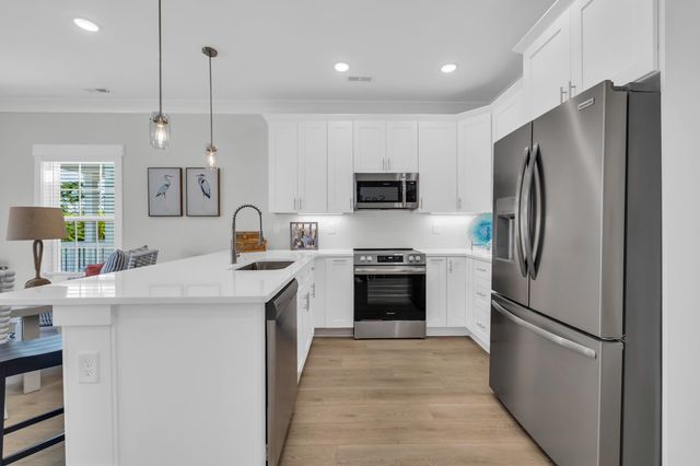 2304 Seaseeker Ln., Myrtle Beach, SC 29577