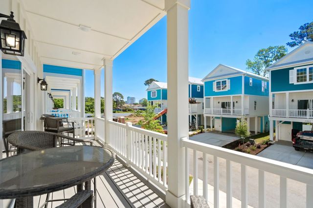 2304 Seaseeker Ln., Myrtle Beach, SC 29577