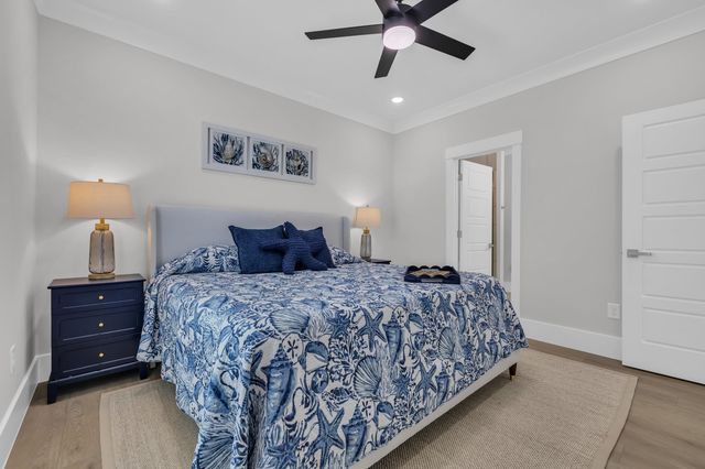 2304 Seaseeker Ln., Myrtle Beach, SC 29577